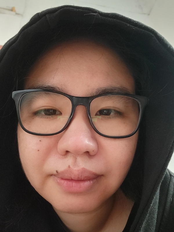 坤的第一张照片--香港闪婚服务中心