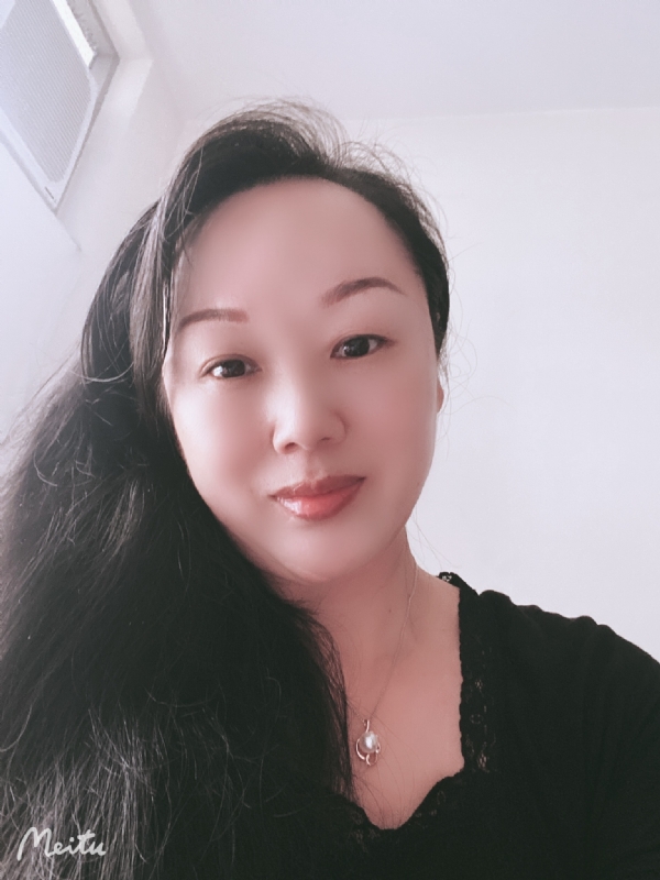 梅子的第一张照片--香港闪婚服务中心