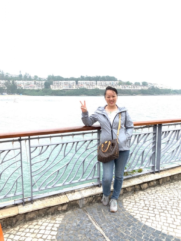 梅子的第三张照片--香港闪婚服务中心