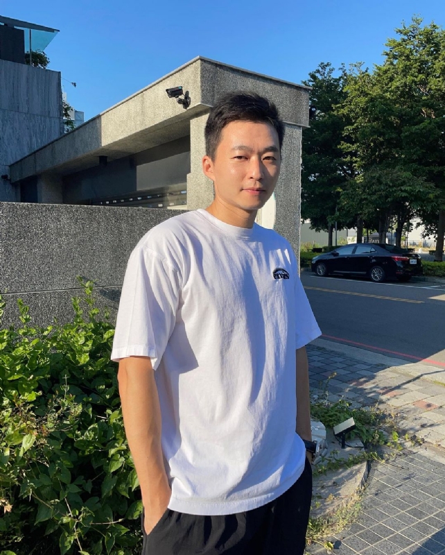 Eric的第二张照片--香港闪婚服务中心