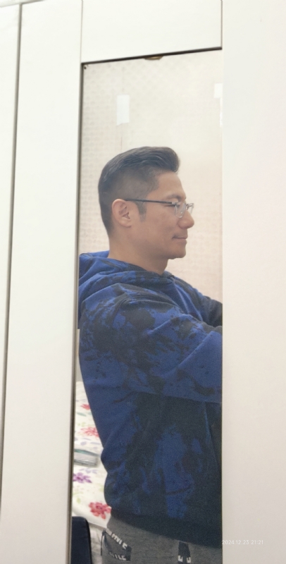 HKman的第一张照片--香港闪婚服务中心