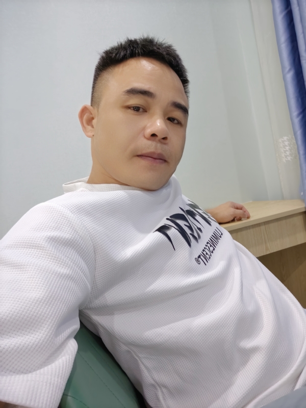 下一站的我的第二张照片--香港闪婚服务中心